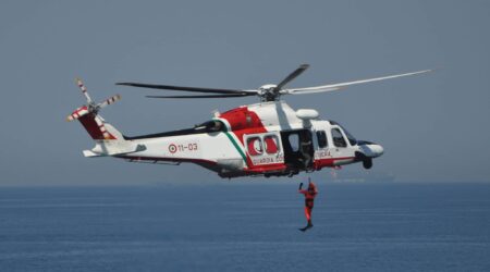 Rimorchiatore affonda al largo della Puglia: 7 dispersi e due morti