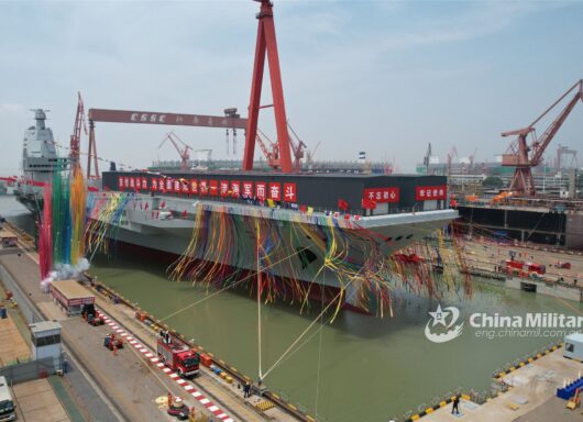 Fujiang: varata la prima superportaerei della marina cinese