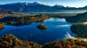 Vista dall'alto di una Blue Hole