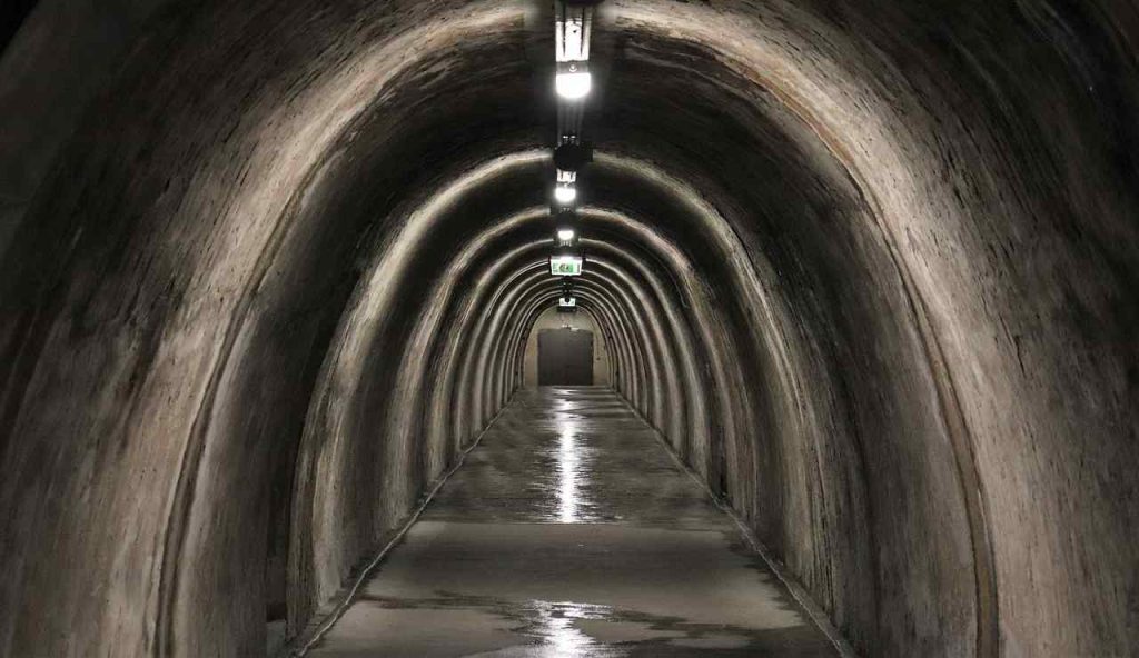 Illustrazione di un tunnel sotterraneo (Pixabay FOTO9 - www.marinecue.it